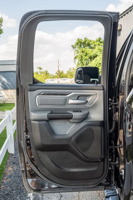 Used 2021 RAM 1500 Big Horn RWD image 33