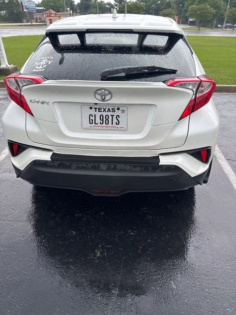 Used 2018 Toyota C-HR XLE FWD image 7
