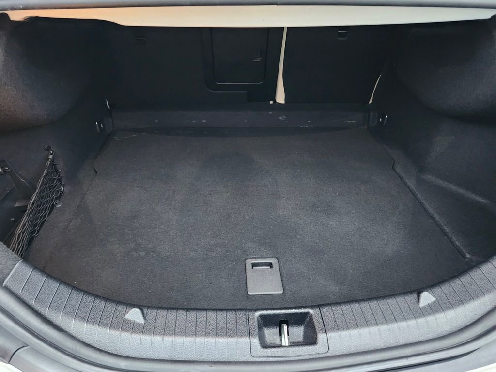 Used 2019 Mercedes-Benz CLA 250 image 16