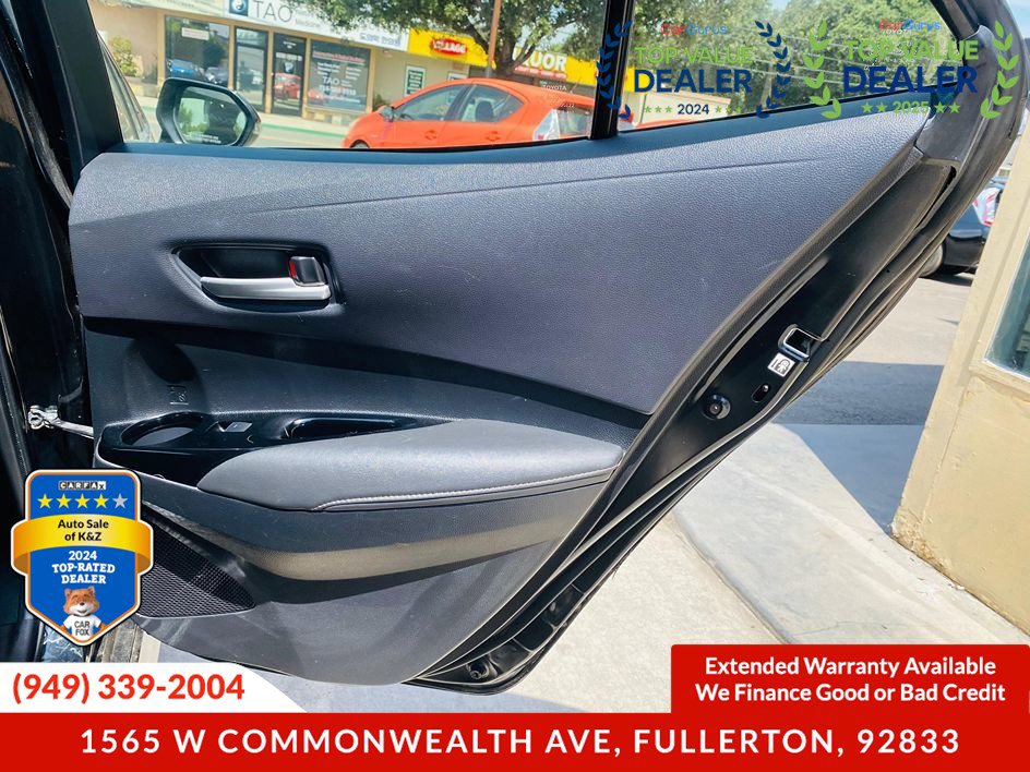 Used 2022 Toyota Corolla SE w/ Carpet Mat Package (TMS) image 25