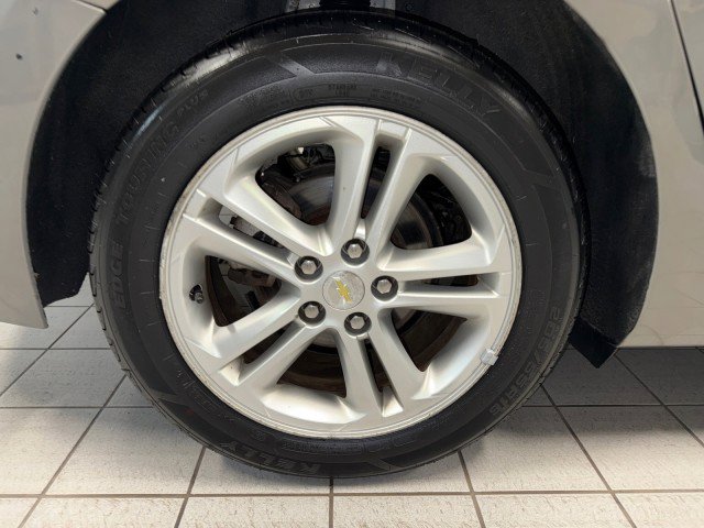 Used 2017 Chevrolet Cruze LT w/ Convenience Package image 10
