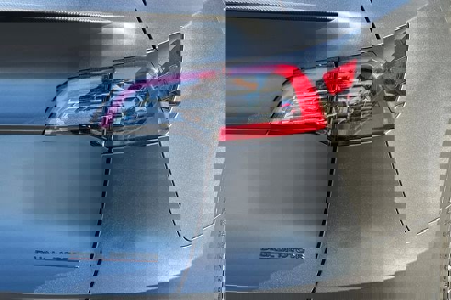 Used 2024 Tesla Model Y Performance image 30