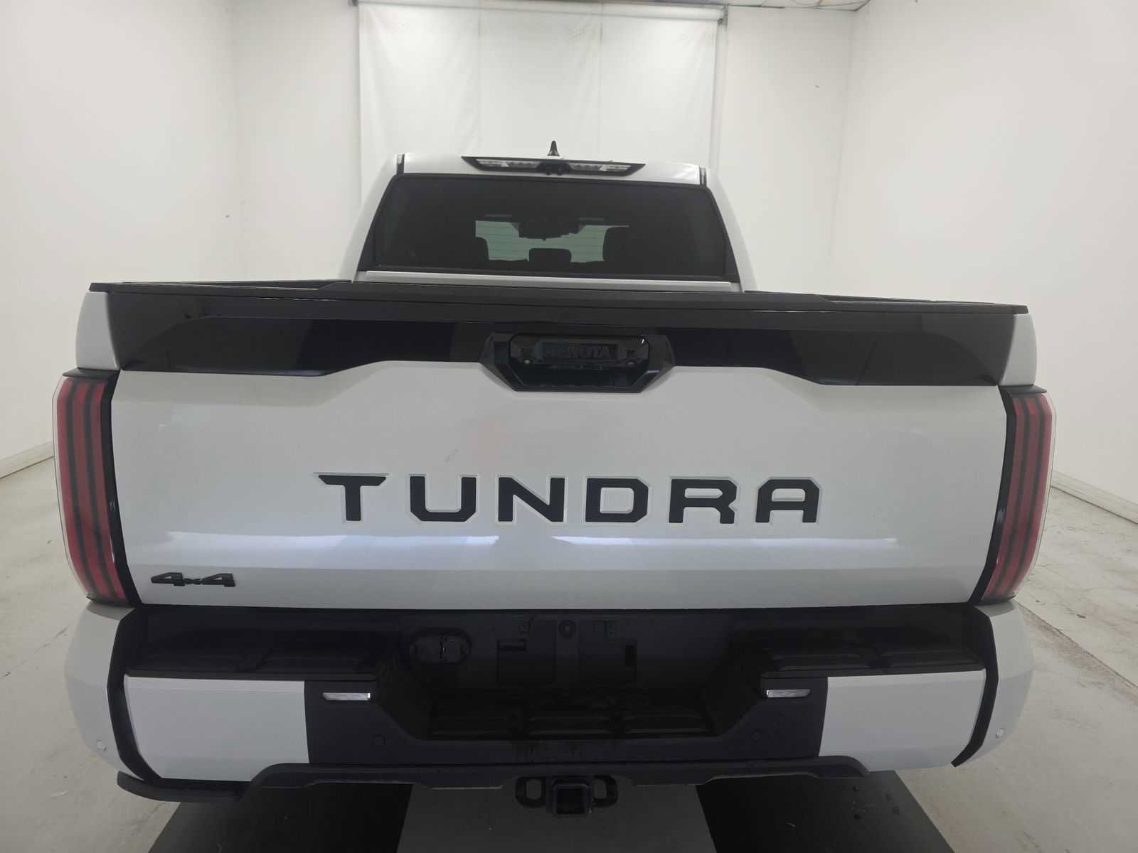 Used 2026 Toyota Tundra Platinum AWD/4WD image 5
