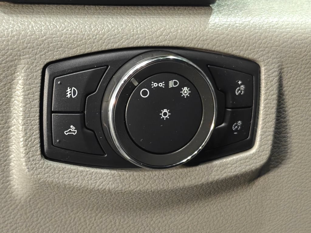 Used 2018 Ford F150 XL w/ Equipment Group 101A Mid RWD image 37