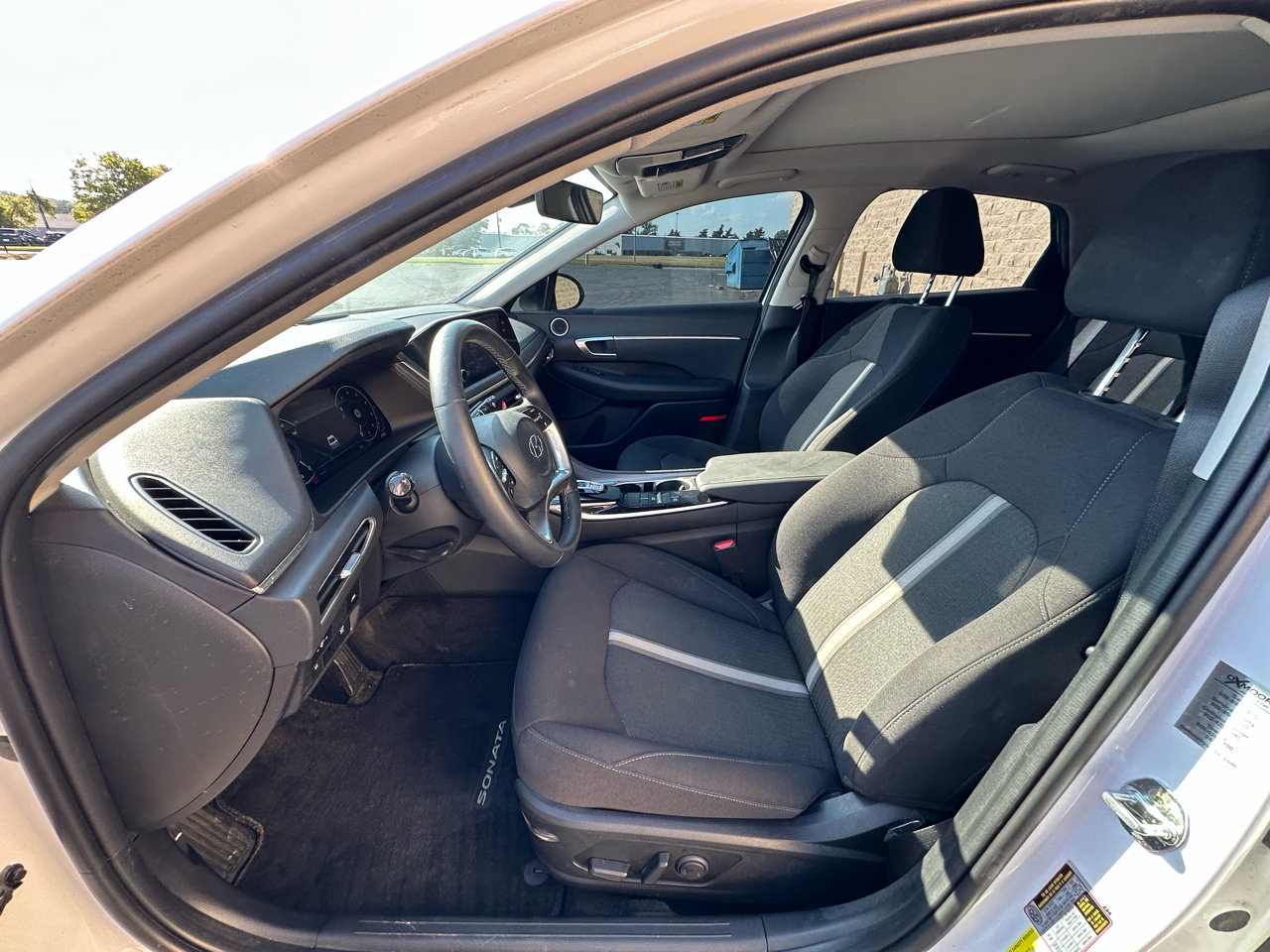 Used 2022 Hyundai Sonata SEL w/ Convenience Package image 10