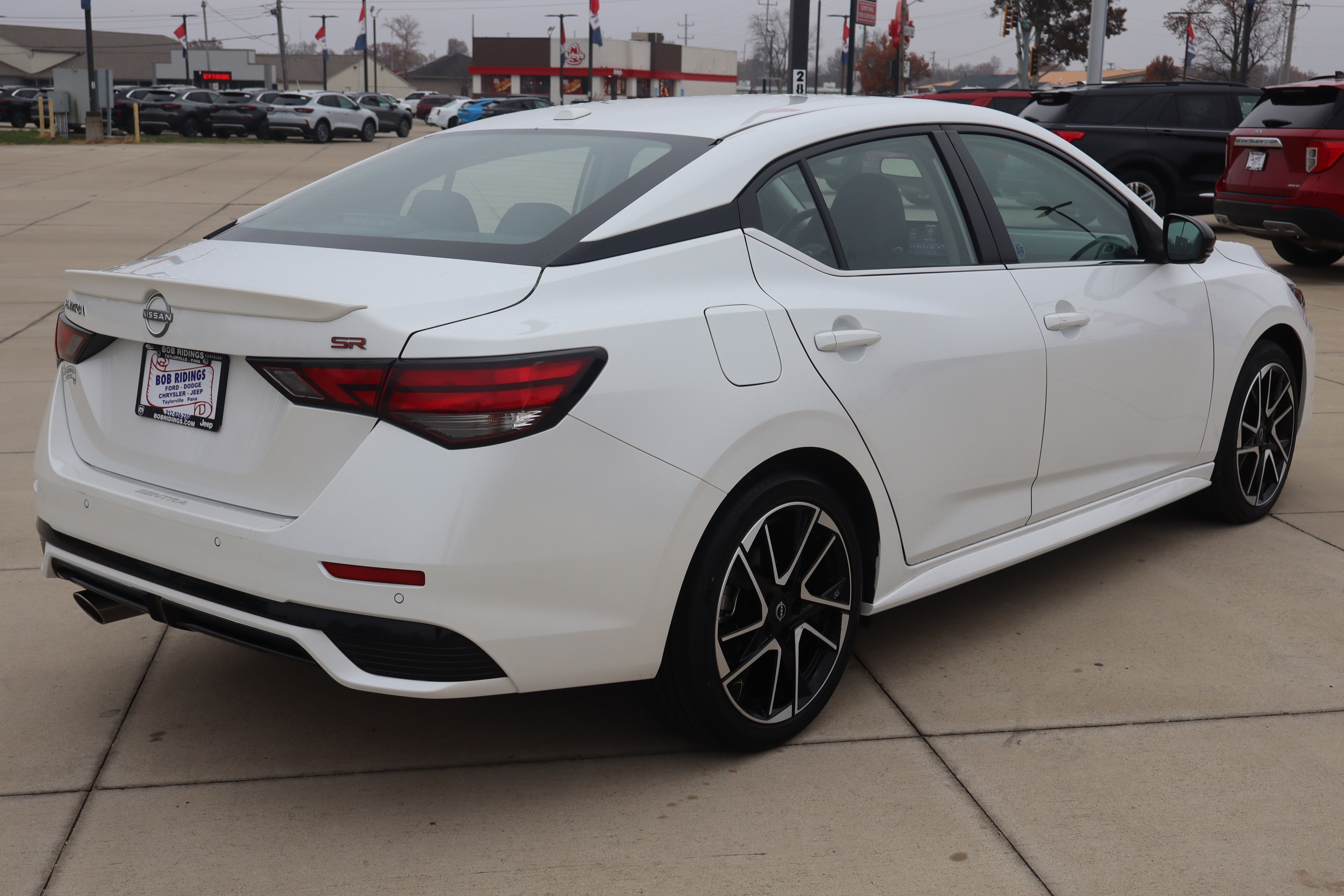 Used 2024 Nissan Sentra SR w/ SR Premium Package image 5