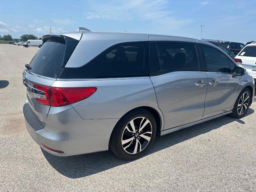 Used 2019 Honda Odyssey Elite image 3