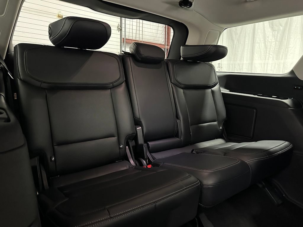 Used 2025 Ford Expedition Platinum AWD/4WD image 55