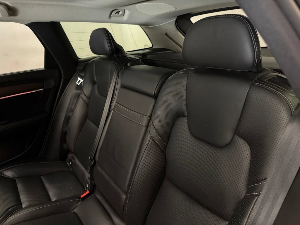 Used 2018 Volvo V90 T6 Cross Country w/ Convenience Package AWD/4WD image 14