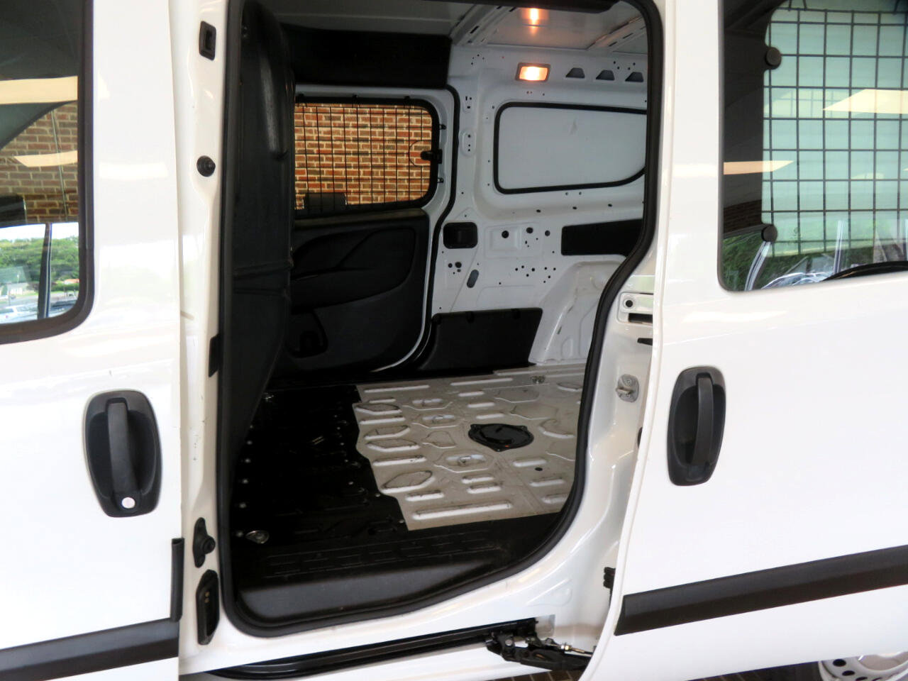 Used 2021 RAM ProMaster City Tradesman w/ Window Group 05 image 17