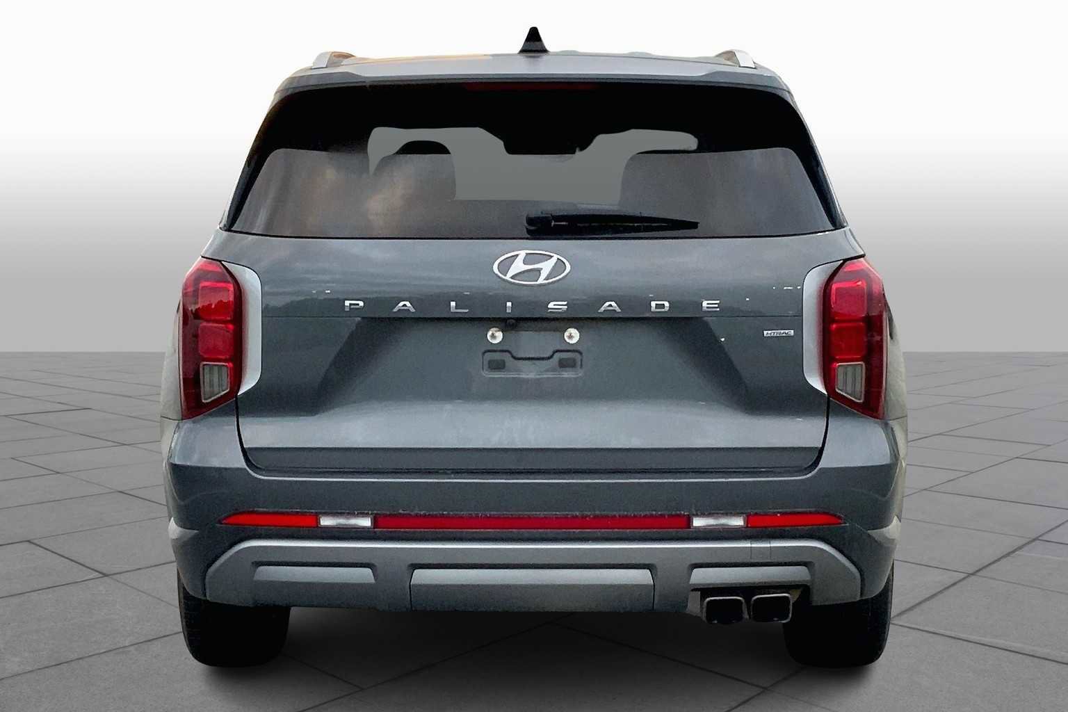 Used 2024 Hyundai Palisade SEL image 4