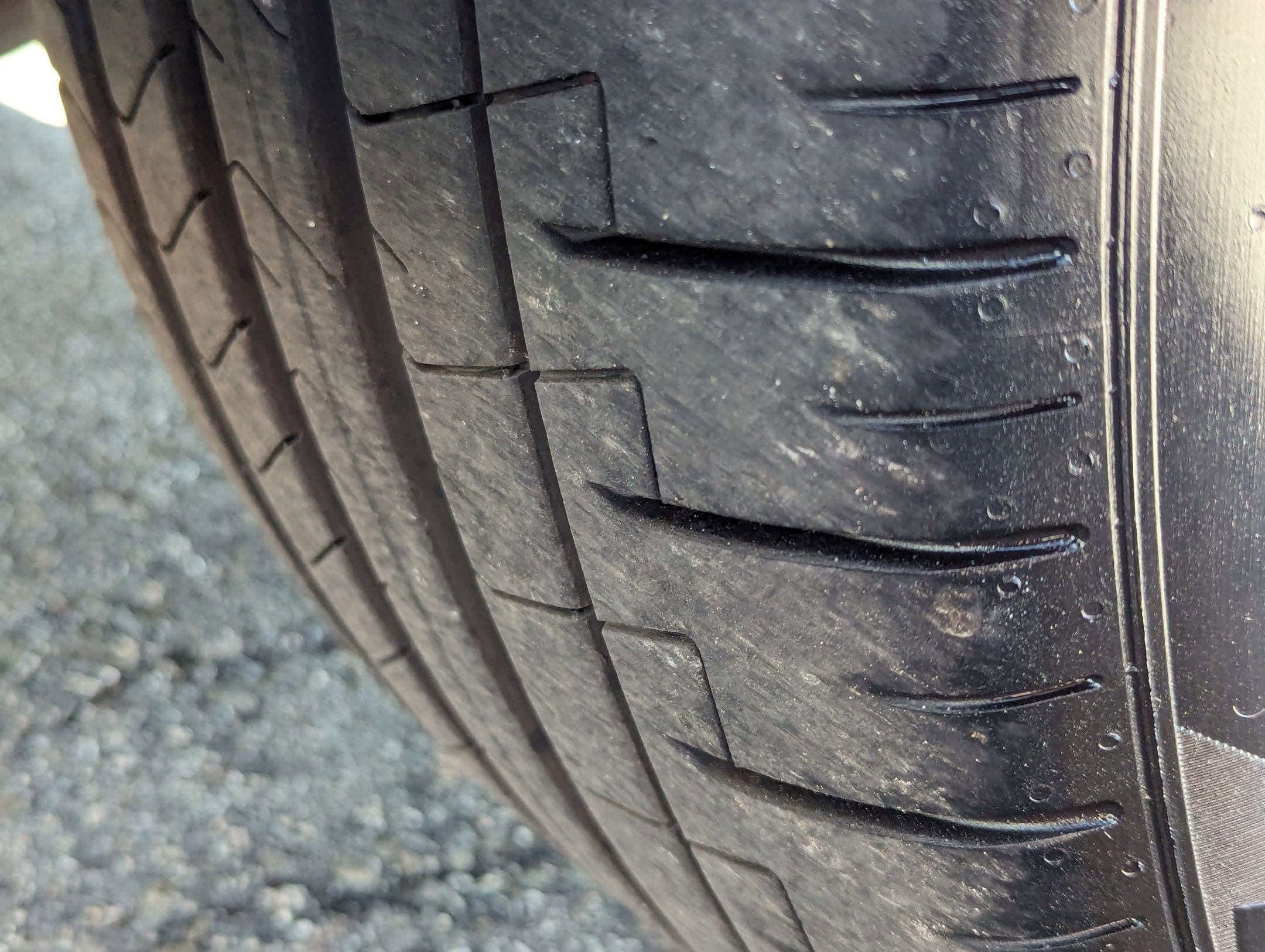 Used 2025 BMW iX xDrive50 w/ Premium Package image 12