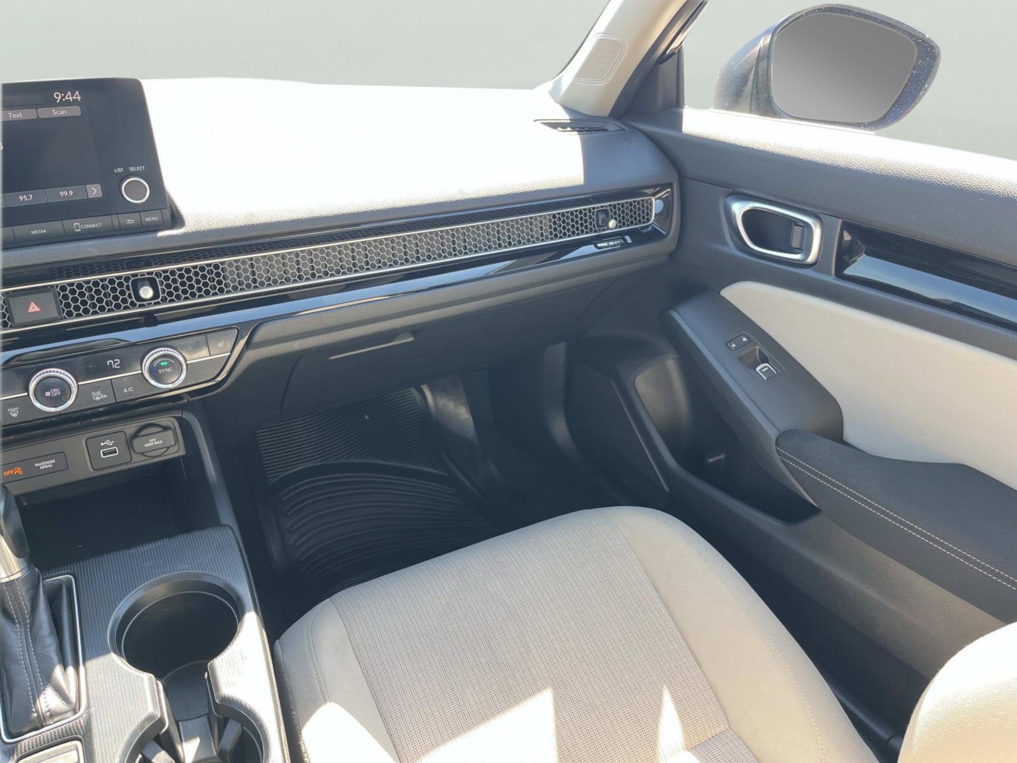Used 2022 Honda Civic EX image 10