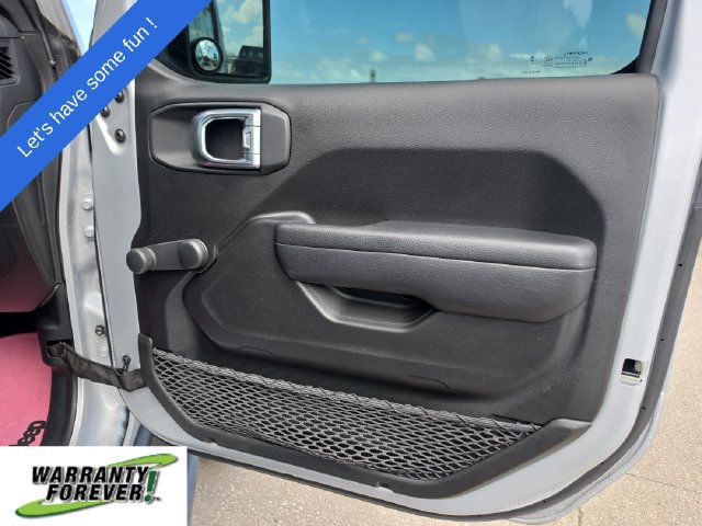 Used 2024 Jeep Wrangler Sport AWD/4WD image 12
