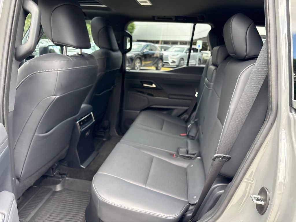 Certified 2024 Lexus GX 550 w/ Cold Area Package AWD/4WD image 21