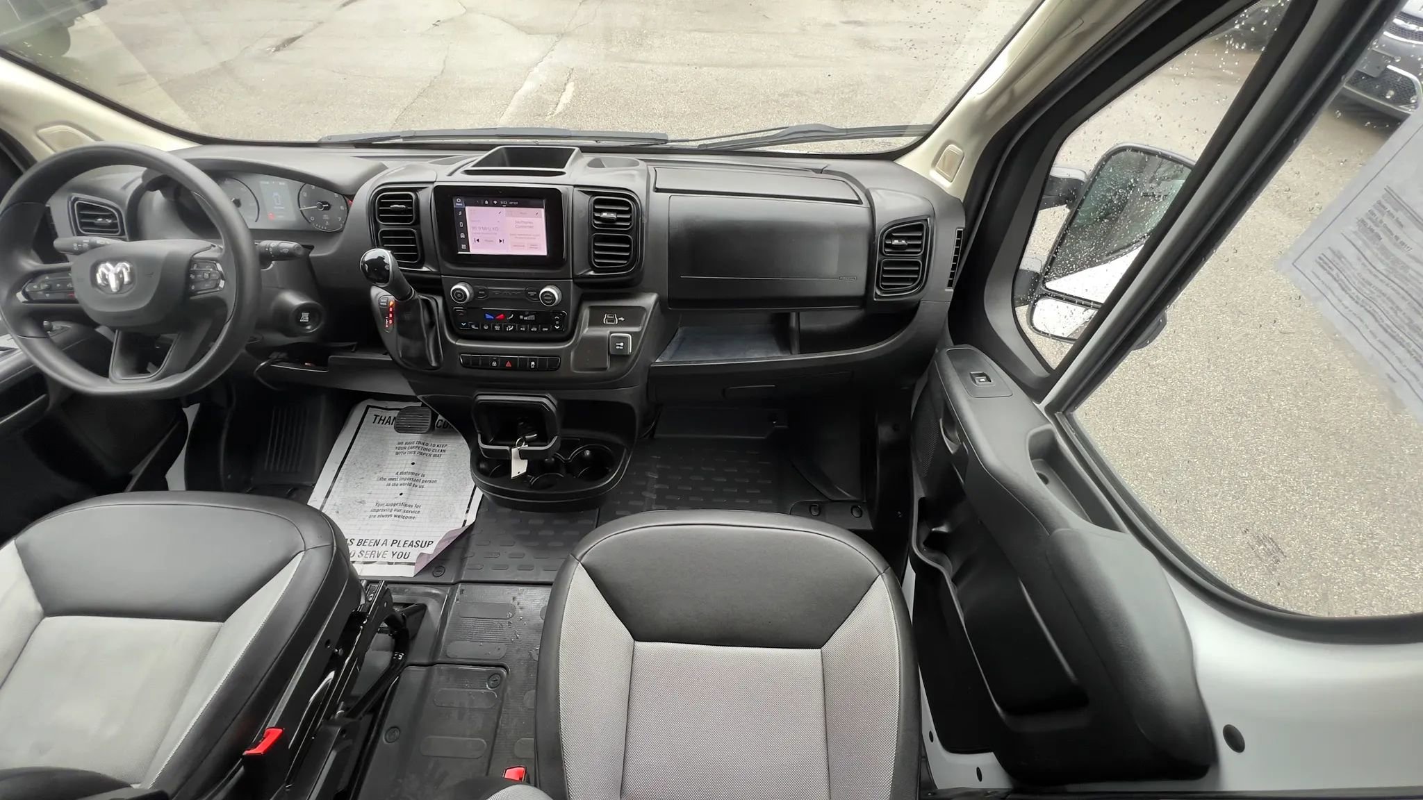 Used 2025 RAM ProMaster 2500 w/ Convenience Group FWD image 29