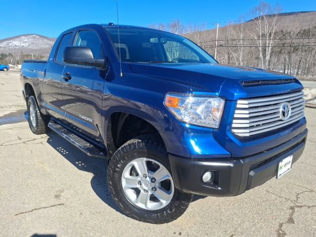 Used 2015 Toyota Tundra SR5 w/ SR5 Upgrade Package image 3