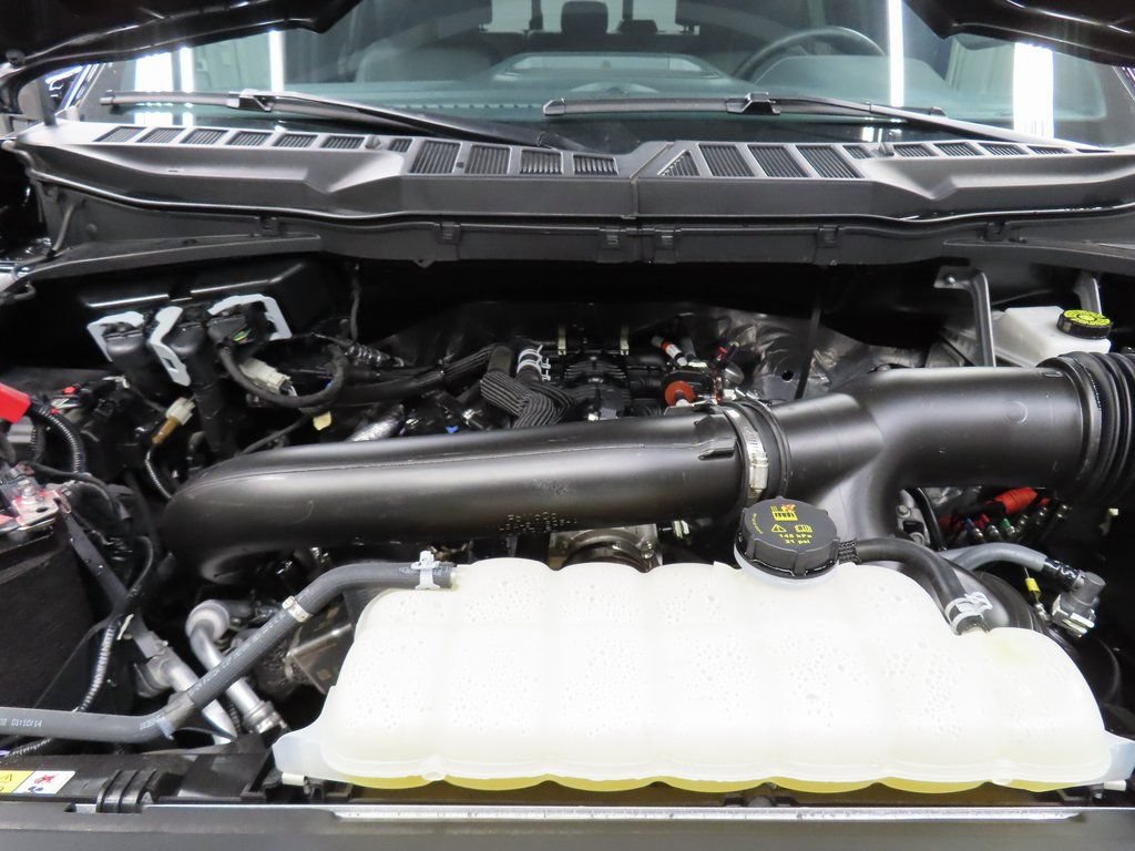 Used 2025 Ford F150 Lariat AWD/4WD image 27