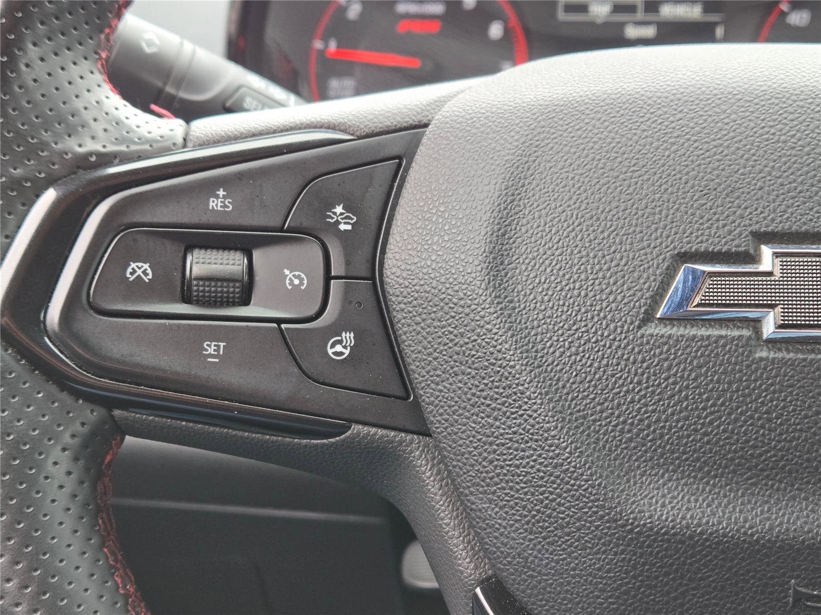 Used 2024 Chevrolet Trax RS w/ Driver Confidence Package image 25