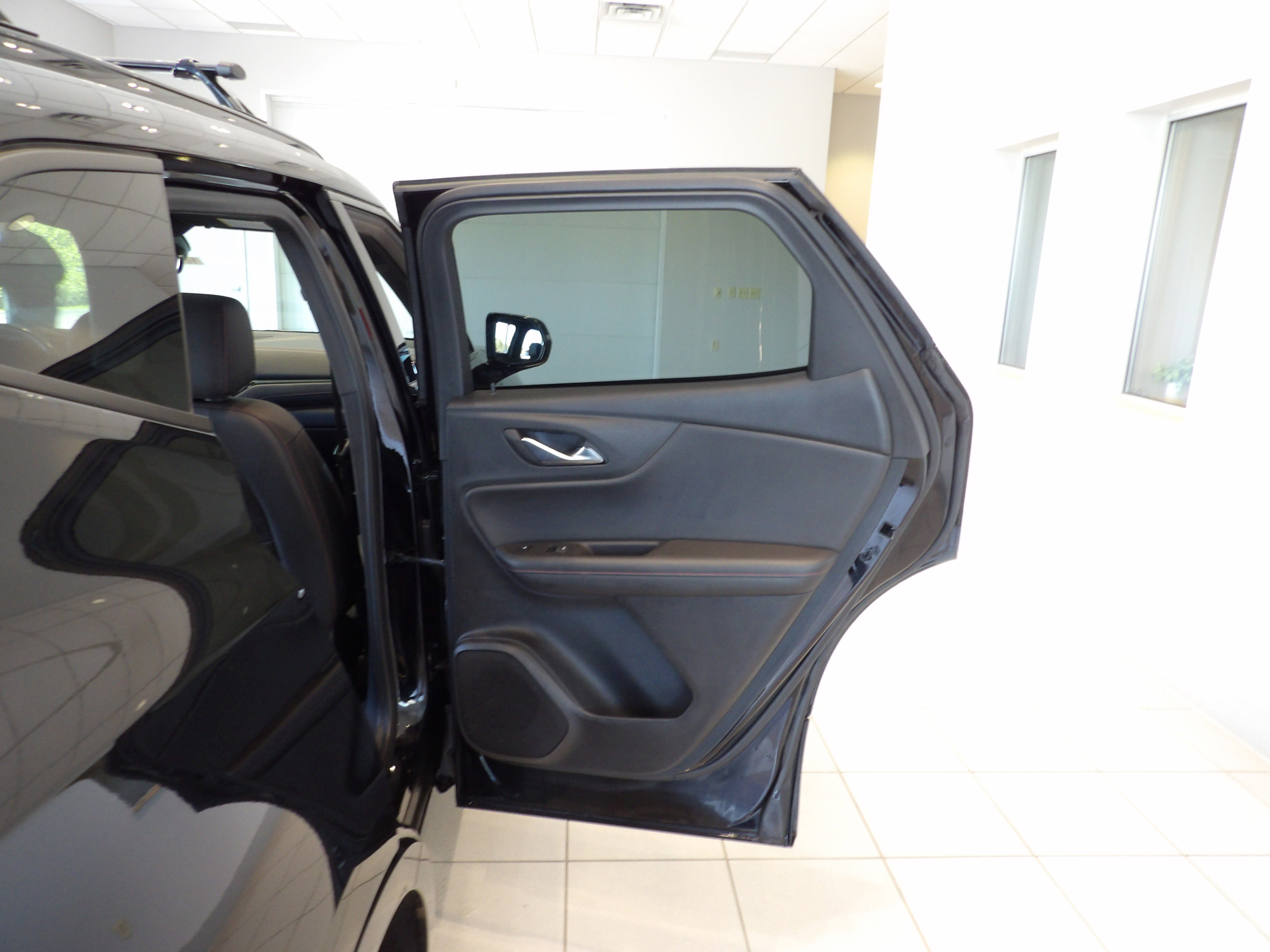 Used 2022 Chevrolet Blazer RS w/ Enhanced Convenience Package AWD/4WD image 22