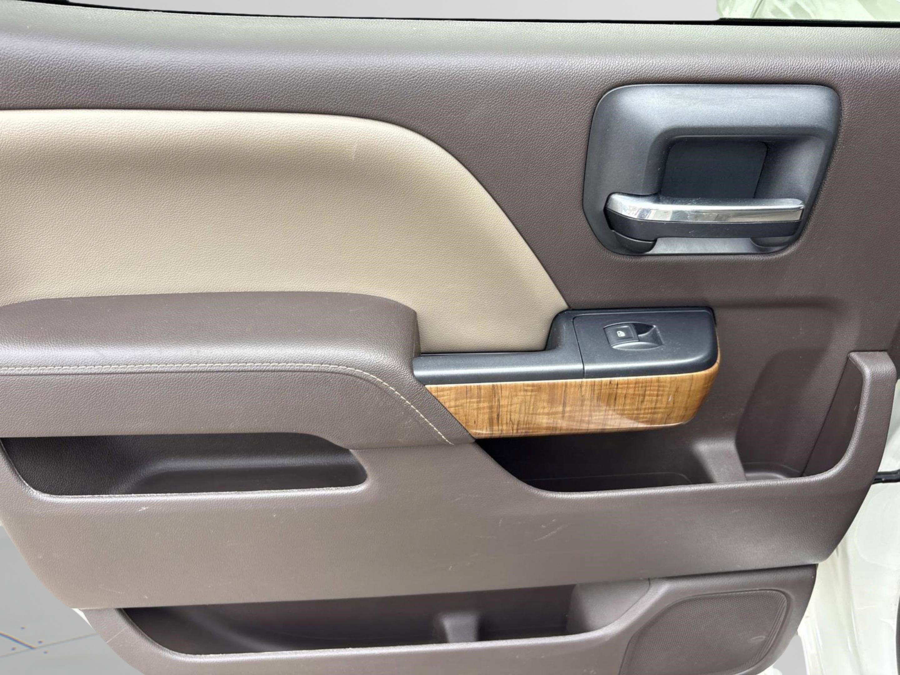 Used 2015 GMC Sierra 1500 SLT w/ SLT Crew Cab Value Package image 14