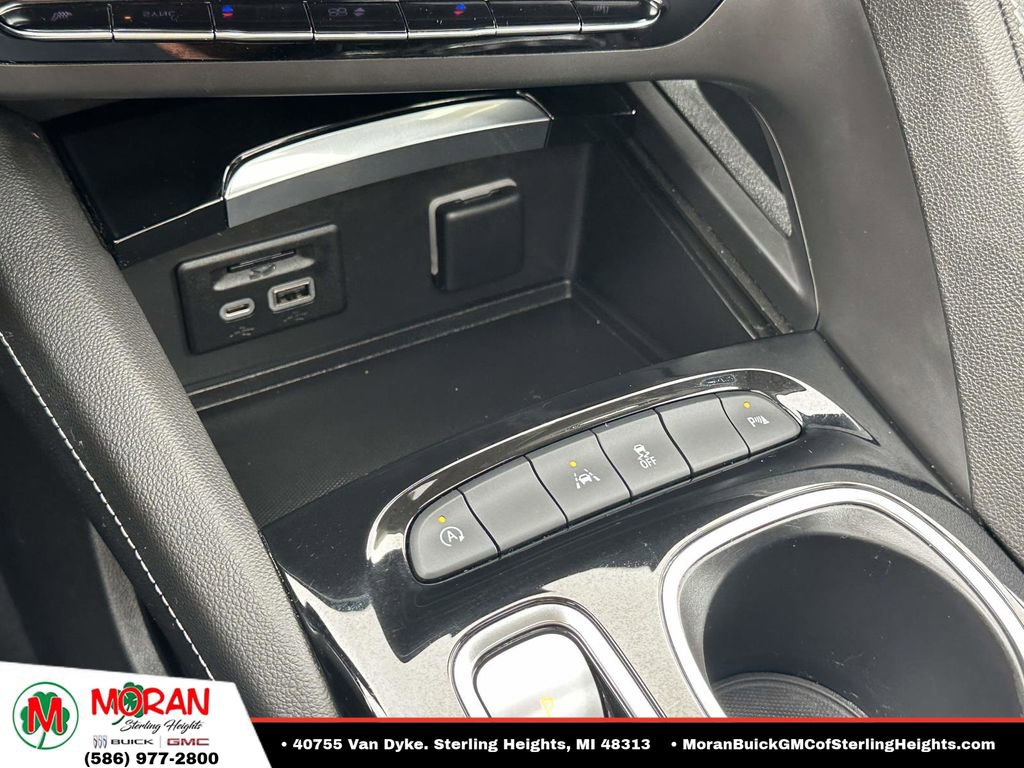 Certified 2022 Buick Envision Essence w/ Technology Package I FWD image 31