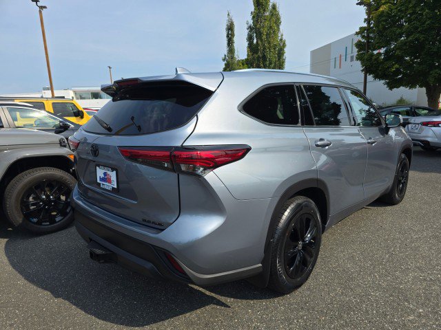 Used 2021 Toyota Highlander XLE image 4