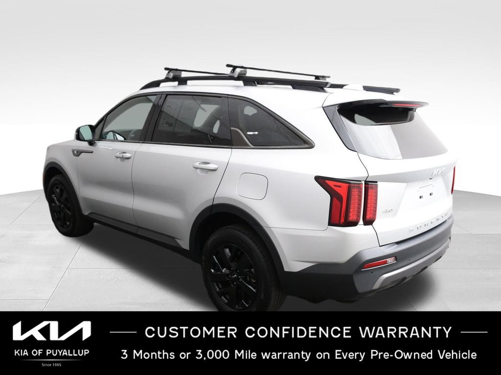 Certified 2022 Kia Sorento S w/ Panoramic Sunroof Package AWD/4WD image 7