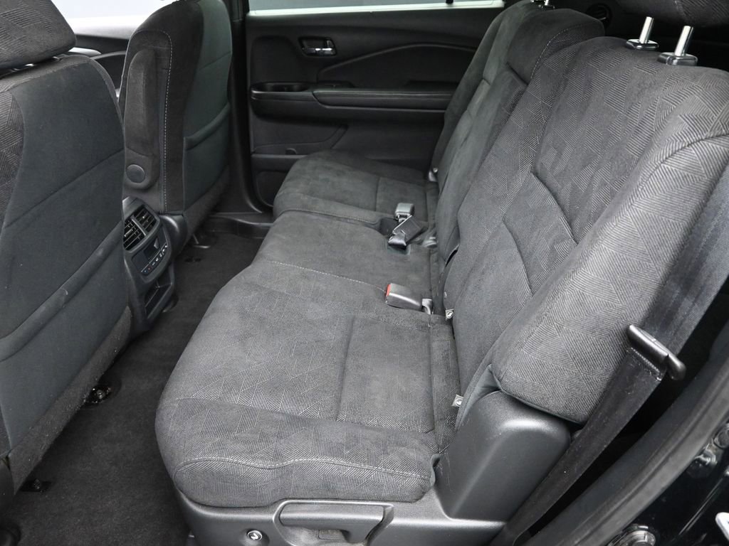 Used 2022 Honda Pilot Sport image 13