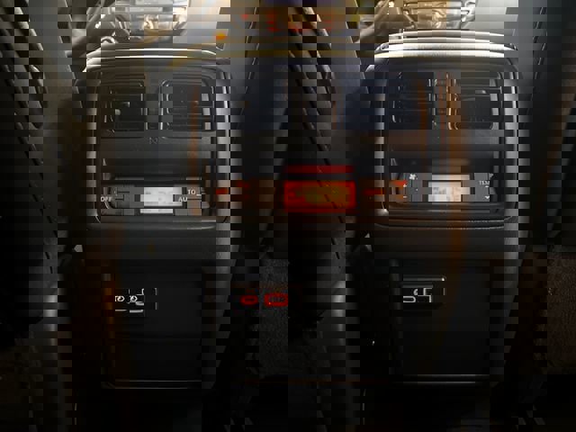 Used 2020 Nissan Pathfinder S image 11