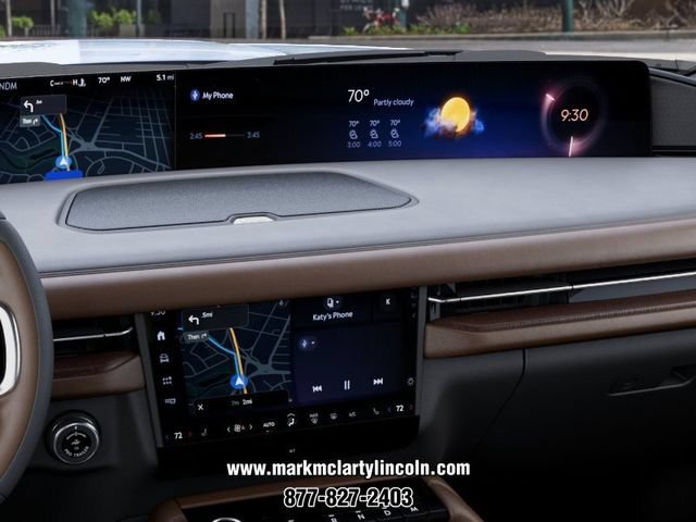 New 2027 Lincoln Navigator Reserve AWD/4WD image 14