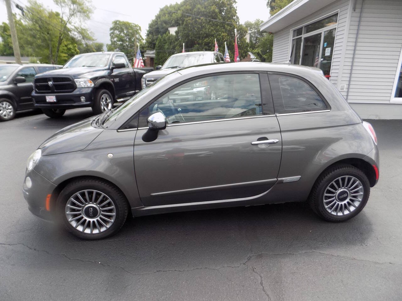 Used 2012 FIAT 500 Lounge FWD image 7