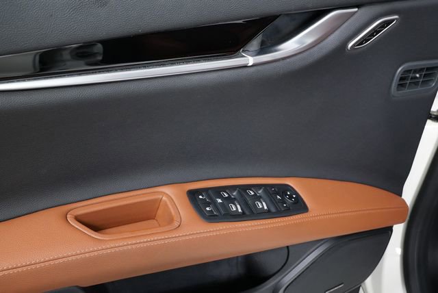 Used 2021 Maserati Ghibli S image 7