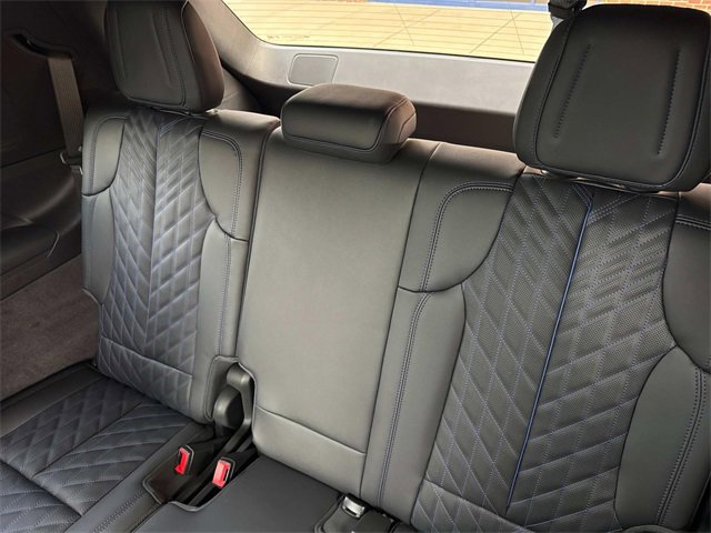 New 2025 Cadillac Escalade IQ Luxury 1 w/ Smart Trailering package image 13