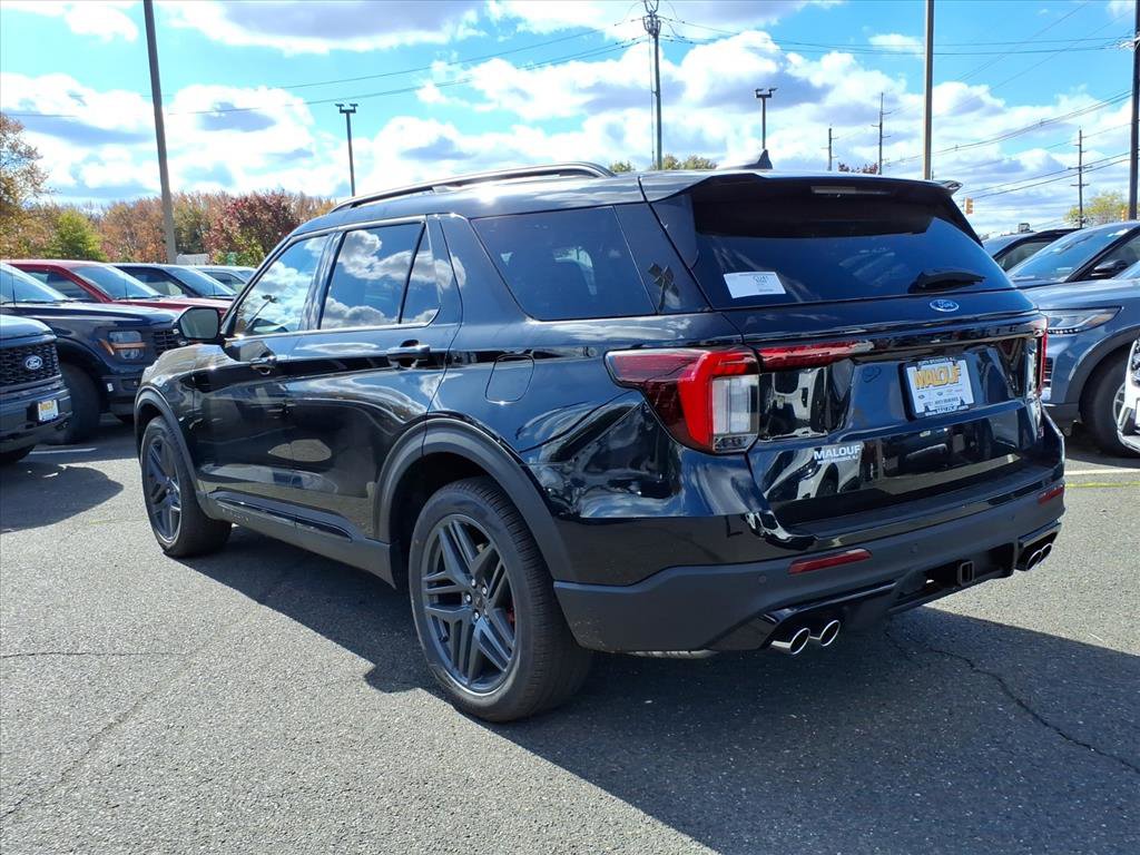 New 2026 Ford Explorer ST image 4