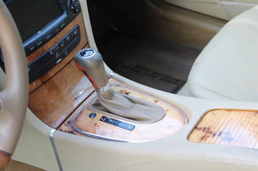 Used 2008 Mercedes-Benz E 350 4MATIC Wagon image 24