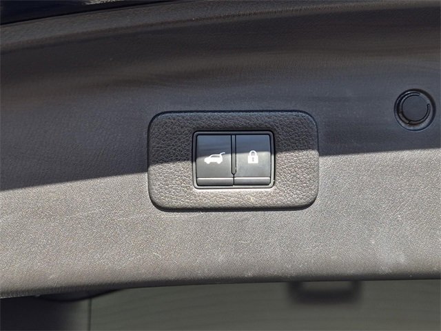 Certified 2022 Nissan Armada Platinum w/ Captain's Chairs Package image 10