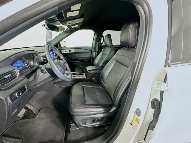 Certified 2023 Ford Explorer ST-Line w/ Class IV Trailer Tow Package AWD/4WD image 31