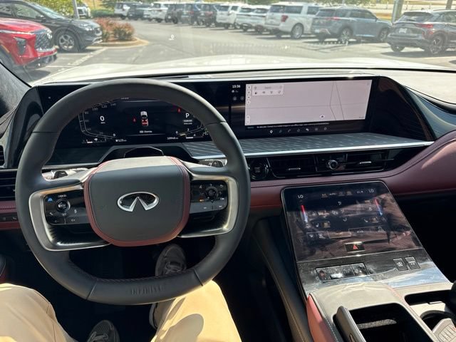 Used 2026 INFINITI QX80 Autograph w/ Premium Cargo Package AWD/4WD image 3