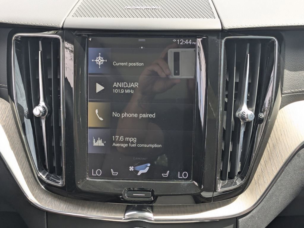 Used 2020 Volvo XC60 T5 Inscription image 5