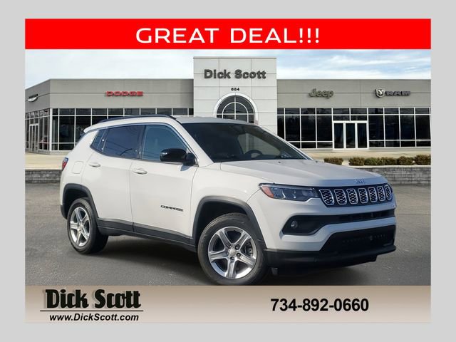 Used 2023 Jeep Compass Latitude image 1