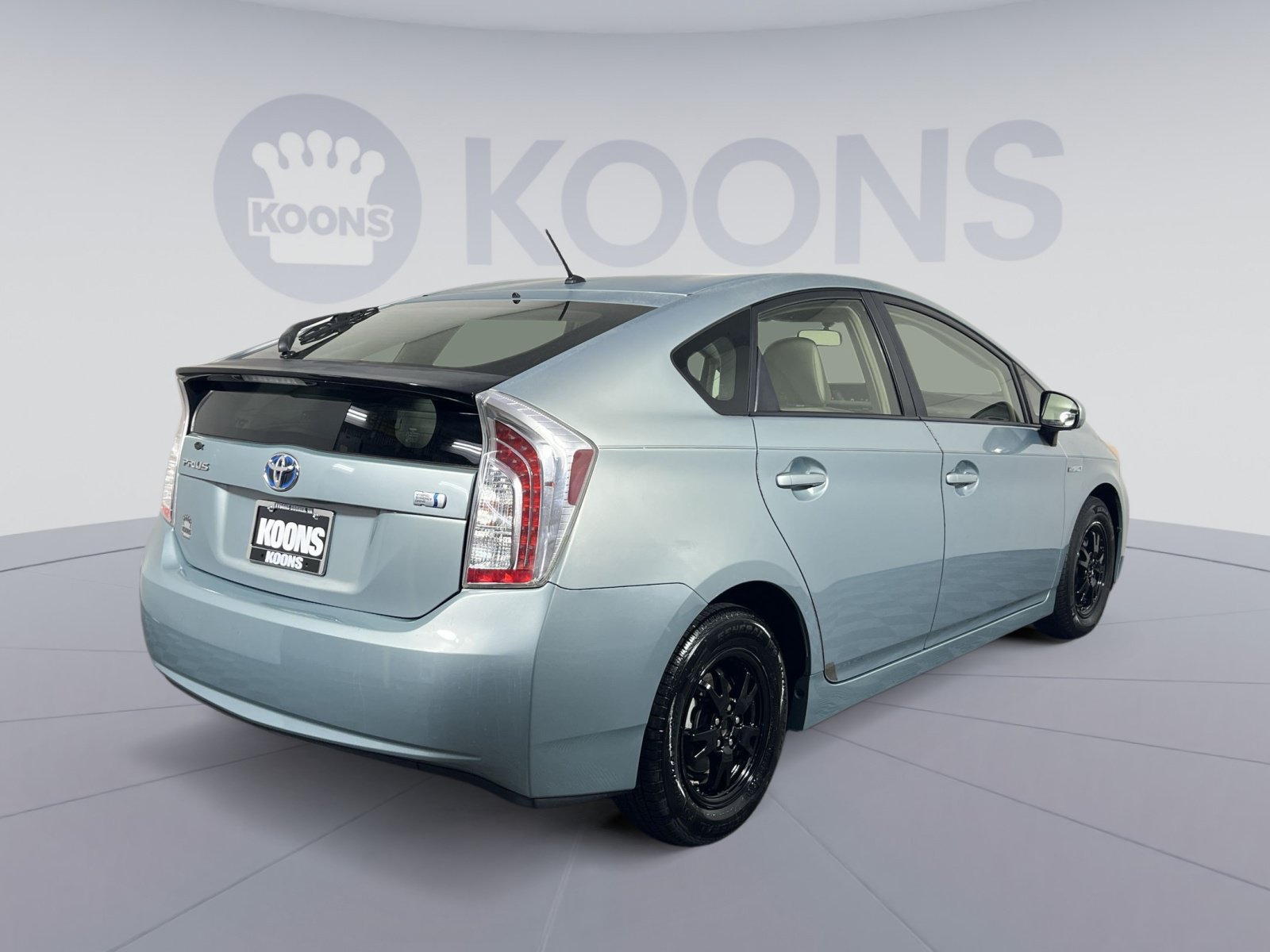 Used 2014 Toyota Prius Two FWD image 7