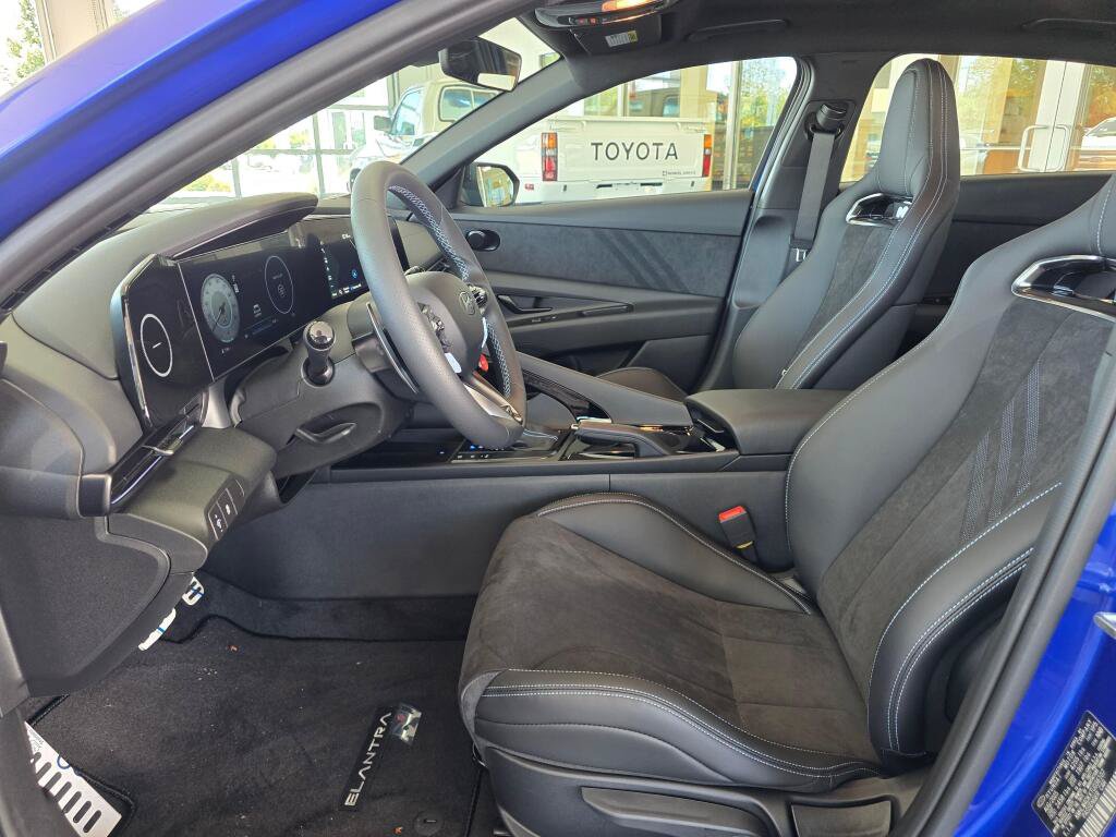 New 2026 Hyundai Elantra N w/ Cargo Package FWD image 18