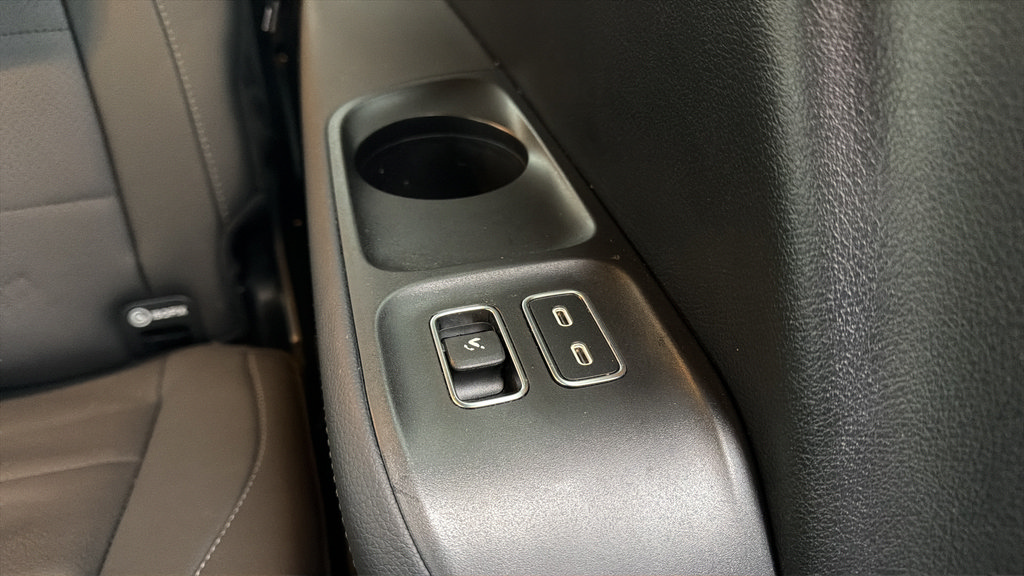 Used 2025 Mercedes-Benz GLS 450 4MATIC image 22