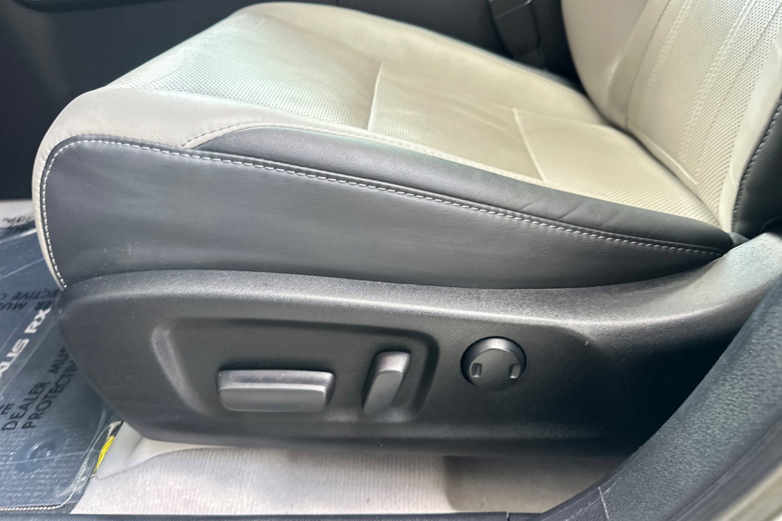 Used 2017 Lexus RX 350 FWD w/ Premium Package image 14