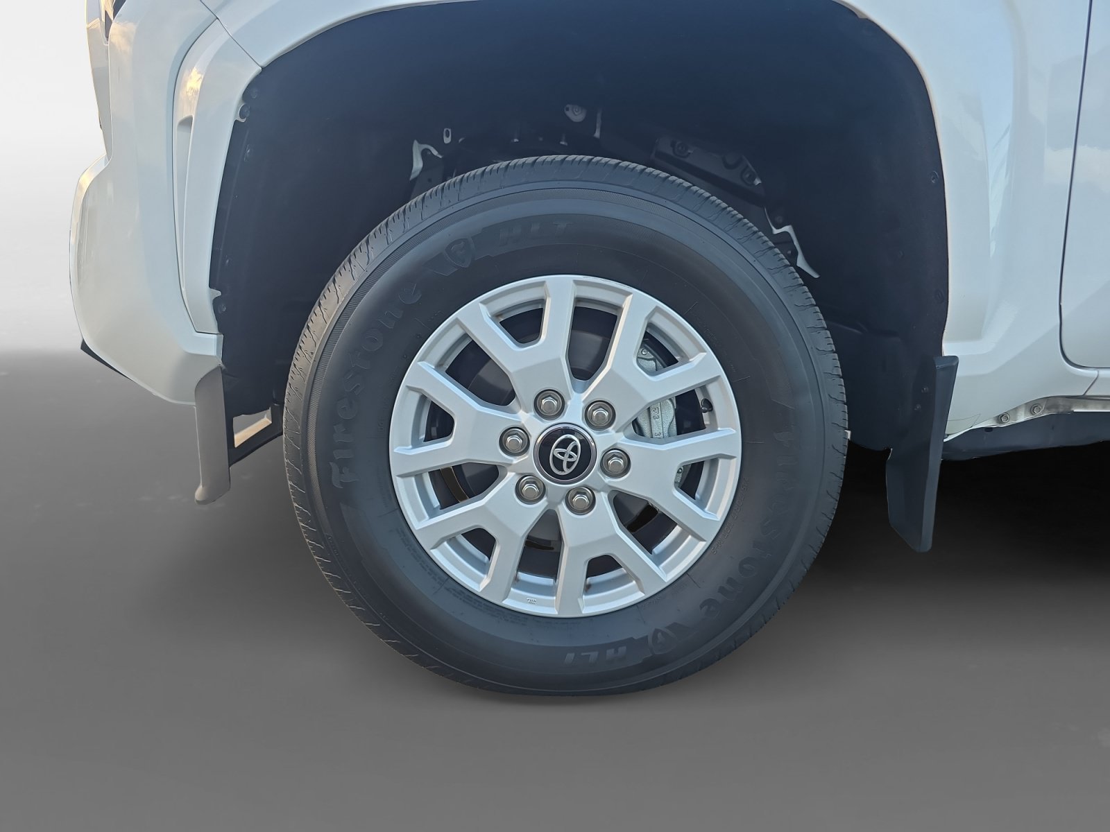 Certified 2025 Toyota Tacoma SR5 AWD/4WD image 14
