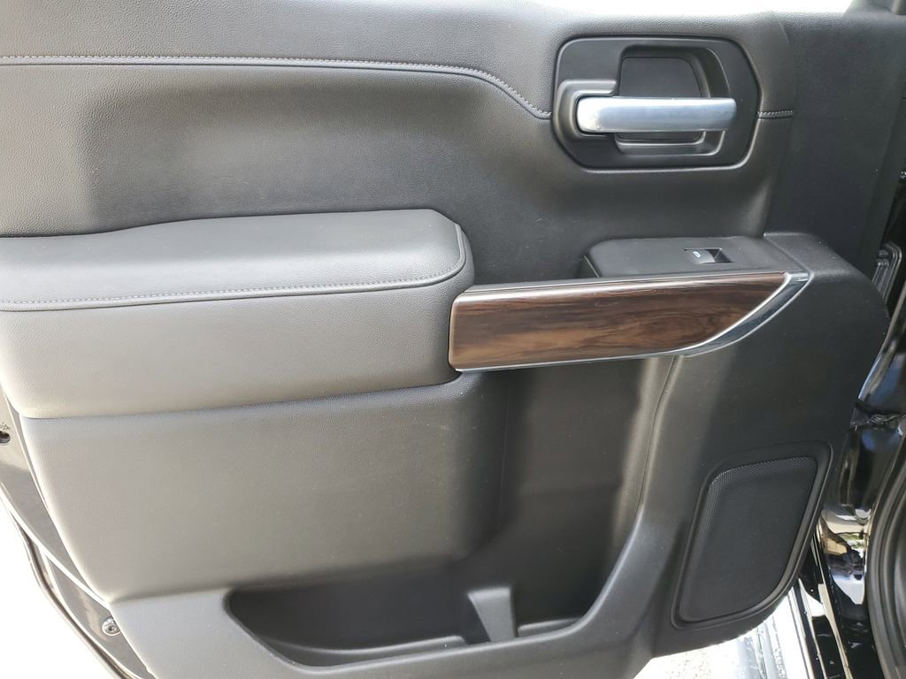 Used 2021 GMC Sierra 1500 SLT w/ SLT Premium Package RWD image 9