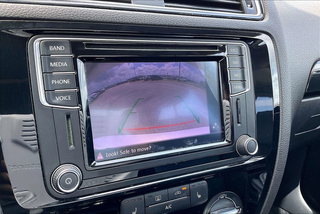 Used 2016 Volkswagen Jetta SEL image 13