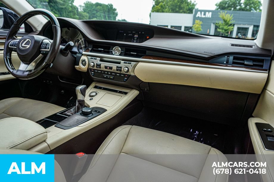 Used 2017 Lexus ES 350 w/ Premium Package FWD image 23