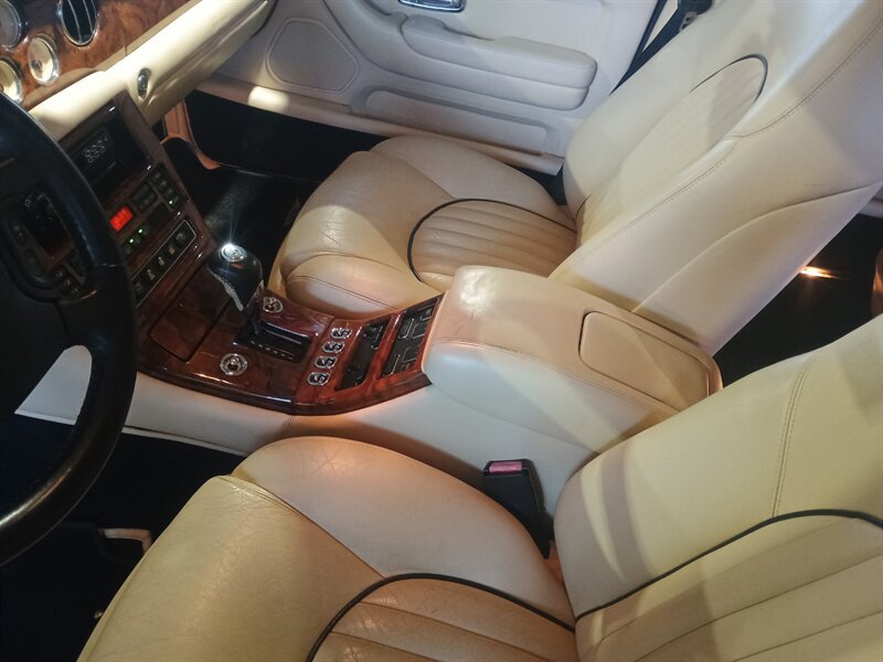 Used 1999 Bentley Arnage Green Label RWD image 29